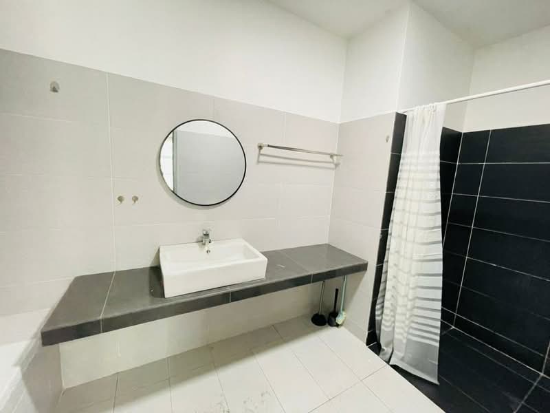 Condominium for Sale at X2 Residency - Felix Wong - Bathroom - PropertyGuru.com.my