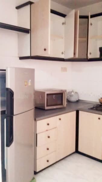 Condominium for Rent at Marina Bay Condominium - Jinelle Ong - Kitchen - PropertyGuru.com.my