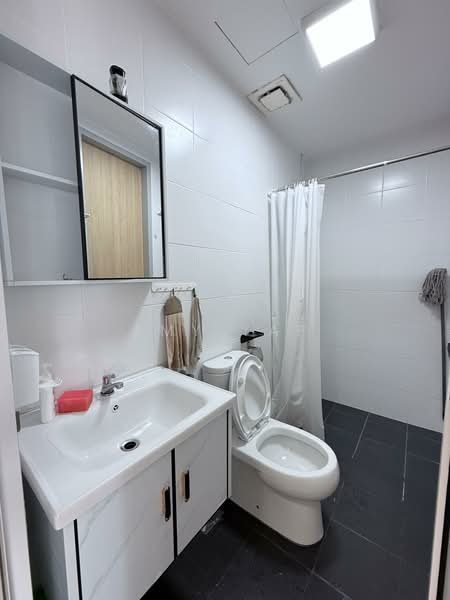 Kediaman Servis untuk Disewa di M Suite @ Desa Park North - Amy Yap - Bathroom - PropertyGuru.com.my