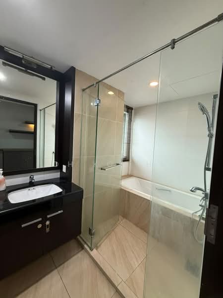 Apartment for Rent at Molek Pine 3 - Loh Kok Hui - Bathroom - PropertyGuru.com.my