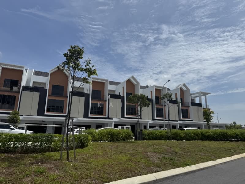 Rumah Berkembar untuk Dijual di Bandar Gamuda Gardens (Rawang) - KAI . - PropertyGuru.com.my