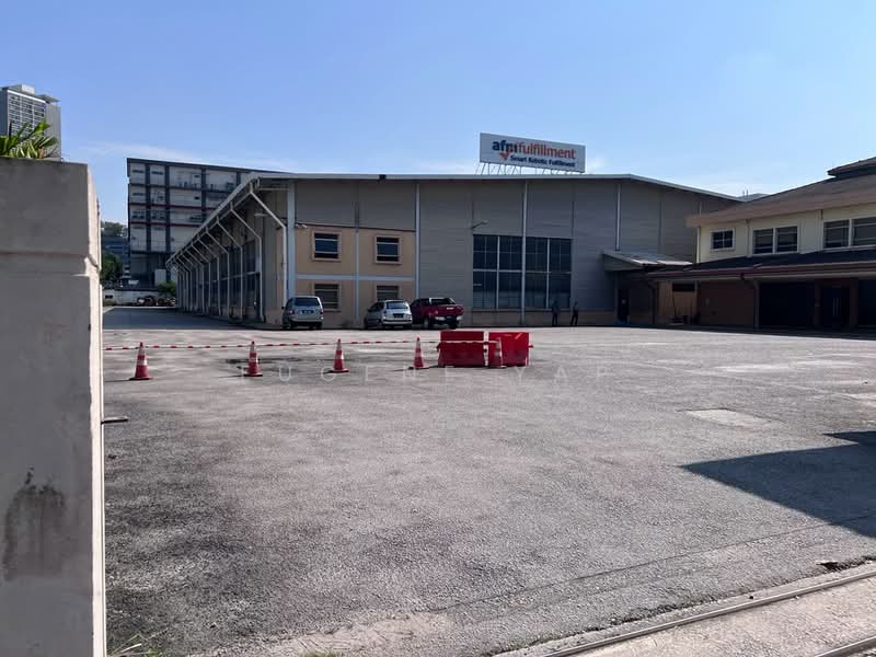 Detached Factory for Rent in Taman Sains Selangor (Kota Damansara) - Eugene Yap - Exterior - PropertyGuru.com.my