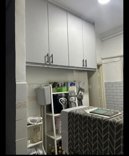 Flat for Rent at Sri Begonia - Tony Leong - Kitchen - PropertyGuru.com.my