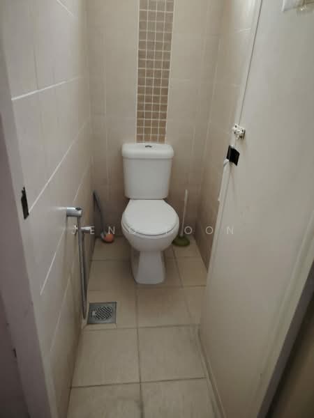 Office for Rent in KL City Centre (Kuala Lumpur) - Jeno Poon - Bathroom - PropertyGuru.com.my
