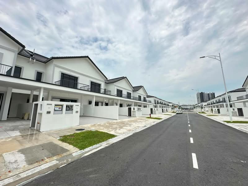 Cluster House for Sale in Eco Botanic (Iskandar Puteri (Nusajaya)) - Andrew Teo - Exterior - PropertyGuru.com.my