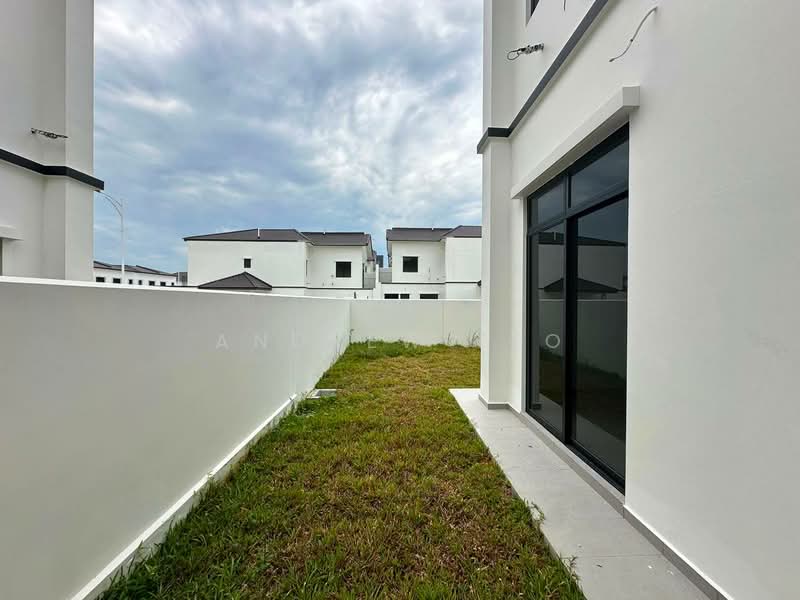 Cluster House for Sale in Eco Botanic (Iskandar Puteri (Nusajaya)) - Andrew Teo - Exterior - PropertyGuru.com.my