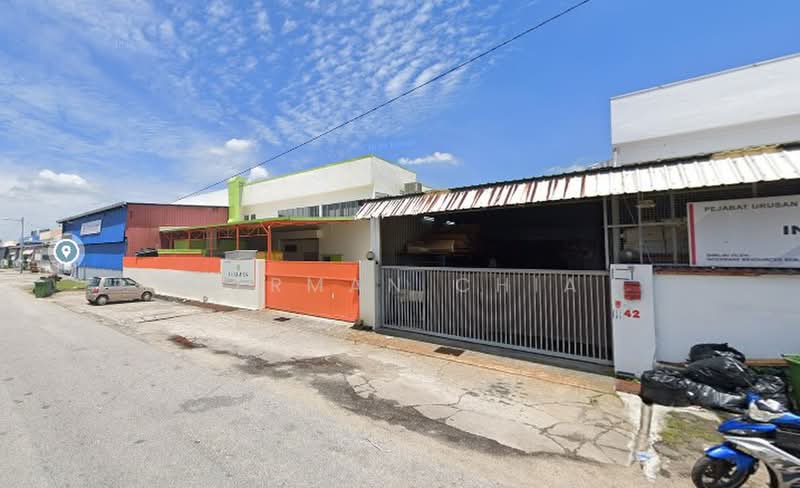 Kilang untuk Disewa di Taman Perindustrian Puchong Utama (Puchong) - Herman Chia - Exterior - PropertyGuru.com.my