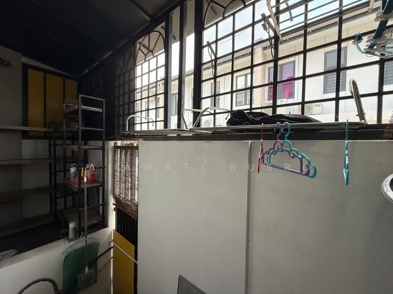 Terraced House for Sale in Elmina (Shah Alam) - Salawati Busro - Balcony - PropertyGuru.com.my