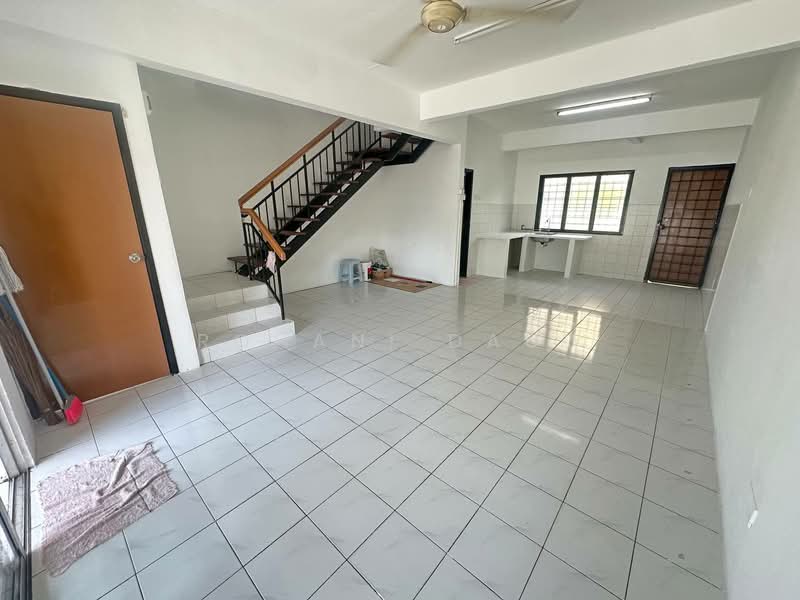 2-storey Terraced House for Sale in Taman Desa Mas (Rawang) - Rohani Daud - Interior - PropertyGuru.com.my