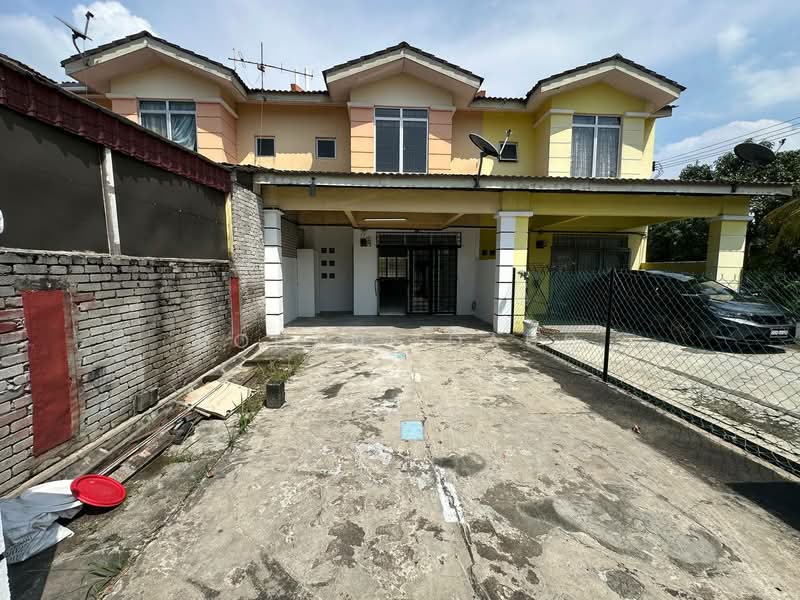 2-storey Terraced House for Sale in Taman Desa Mas (Rawang) - Rohani Daud - Exterior - PropertyGuru.com.my