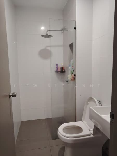 2-storey Terraced House for Rent in Cyberjaya (Selangor) - Liew She Anne - Bathroom - PropertyGuru.com.my