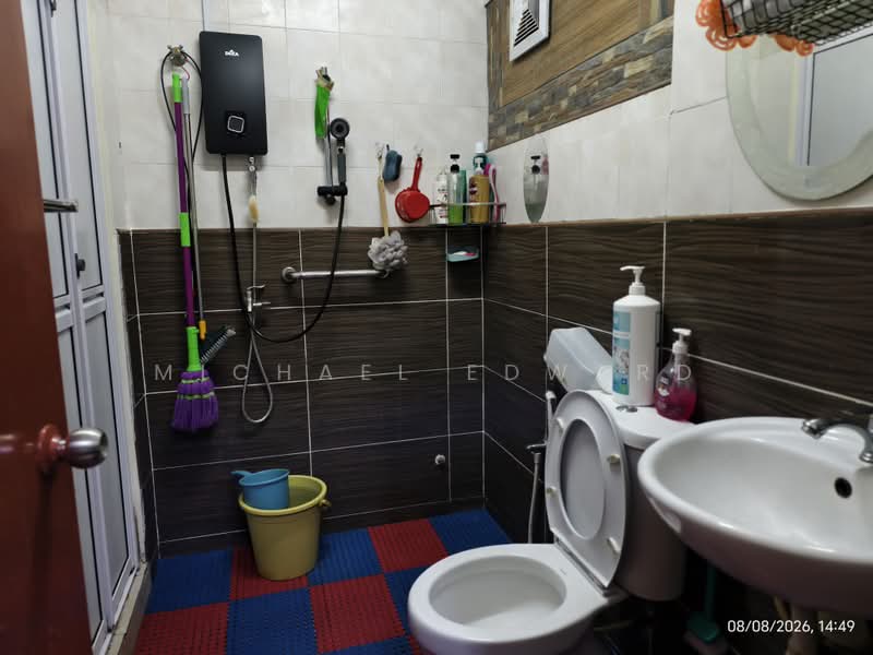 Rumah Teres 2-Tingkat untuk Dijual di Sunway Kayangan (Shah Alam) - Michael Edward - Bathroom - PropertyGuru.com.my