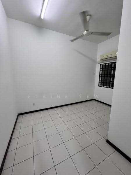 2-storey Terraced House for Sale in Taman Usahawan (Kepong) - Elaine Yew - PropertyGuru.com.my