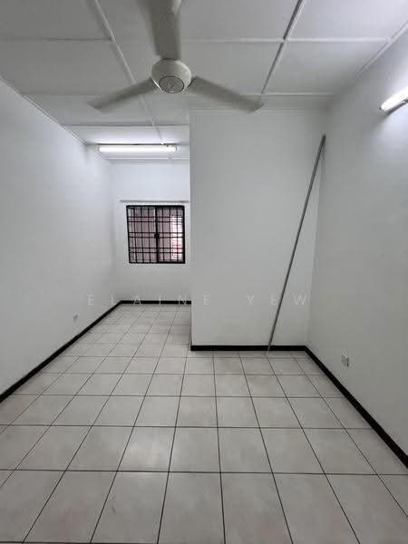 2-storey Terraced House for Sale in Taman Usahawan (Kepong) - Elaine Yew - PropertyGuru.com.my