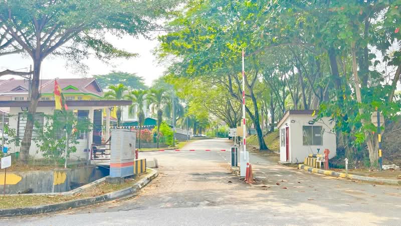 Rumah Teres 2-Tingkat untuk Dijual di Seksyen 8 (Kota Damansara) - Thoriq Suparman - Exterior - PropertyGuru.com.my