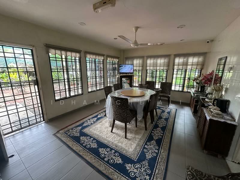 Bungalow House for Sale in Kubang Buaya (Kuantan) - Idham Che'Ali - Dining Room - PropertyGuru.com.my