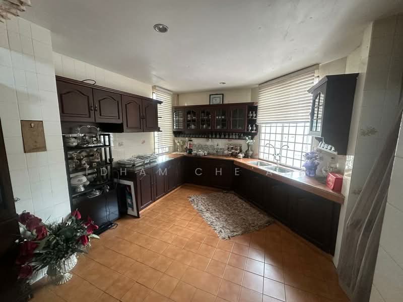Bungalow House for Sale in Kubang Buaya (Kuantan) - Idham Che'Ali - Kitchen - PropertyGuru.com.my