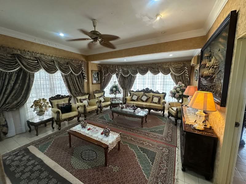 Bungalow House for Sale in Kubang Buaya (Kuantan) - Idham Che'Ali - Living Room - PropertyGuru.com.my
