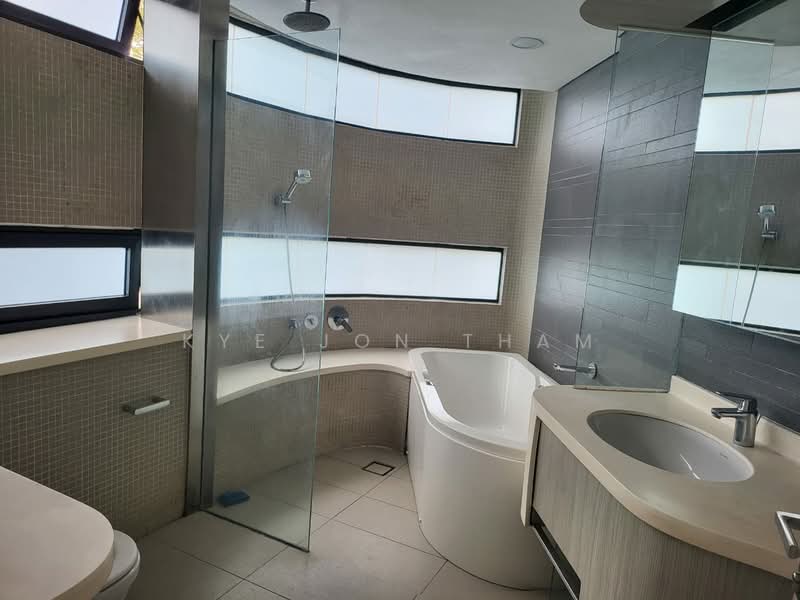 Kediaman Servis untuk Disewa di Aragreens - Kye Jon Tham - Bathroom - PropertyGuru.com.my