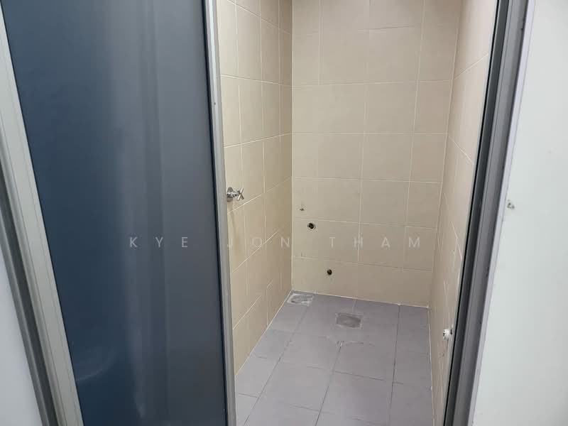 Kediaman Servis untuk Disewa di Aragreens - Kye Jon Tham - Bathroom - PropertyGuru.com.my