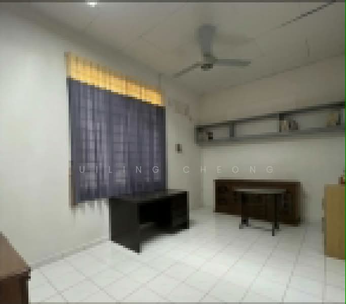 1-storey Terraced House for Sale in Taman Molek (Johor Bahru) - Huiling Cheong - PropertyGuru.com.my