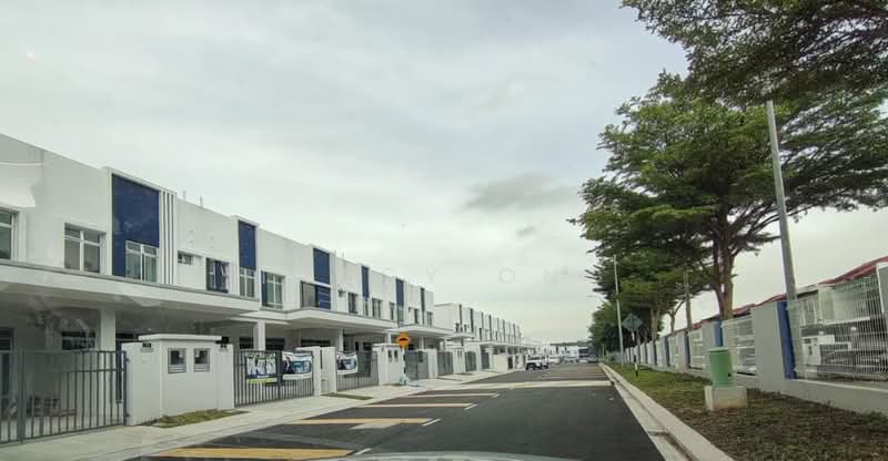 Rumah Teres 2-Tingkat untuk Disewa di Bandar Dato Onn (Tebrau) - Tracy Ong - Exterior - PropertyGuru.com.my