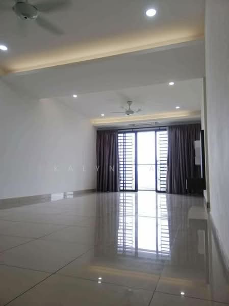 Kondominium untuk Dijual di Wellesley Residences - Kalyn Tan - Living Room - PropertyGuru.com.my