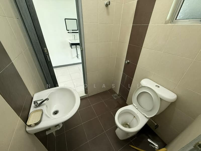 1-storey Terraced House for Rent in Lahat (Perak) - Nicholas Lee - Bathroom - PropertyGuru.com.my