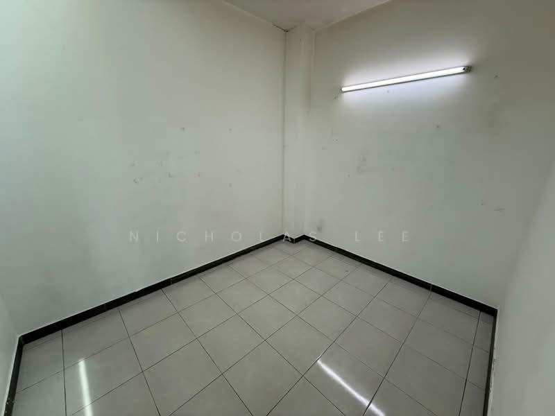 1-storey Terraced House for Rent in Lahat (Perak) - Nicholas Lee - Interior - PropertyGuru.com.my
