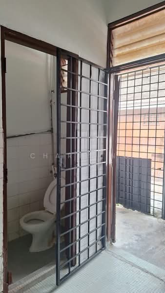Rumah Teres 1-Tingkat untuk Dijual di SS3 (Petaling Jaya) - Charis Ng - Bathroom - PropertyGuru.com.my