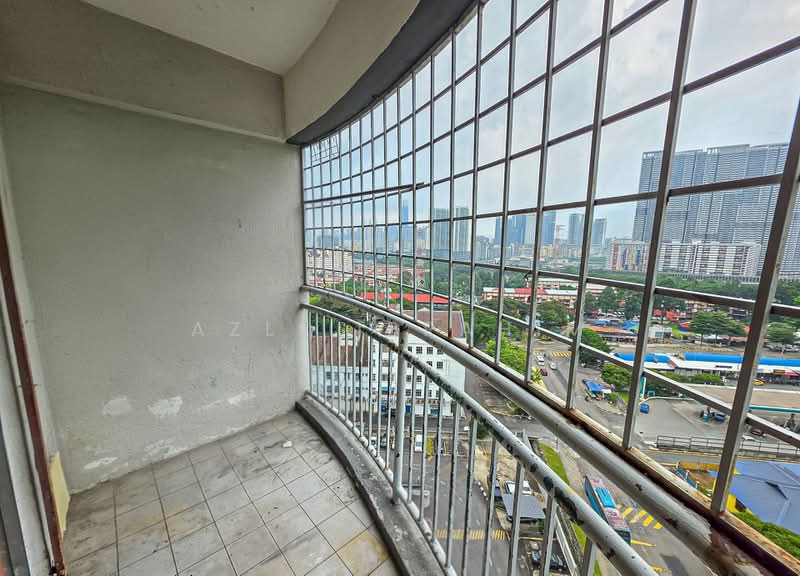 Kondominium untuk Dijual di Seri Mas Condominium - Azli Ibrahim - Balcony - PropertyGuru.com.my
