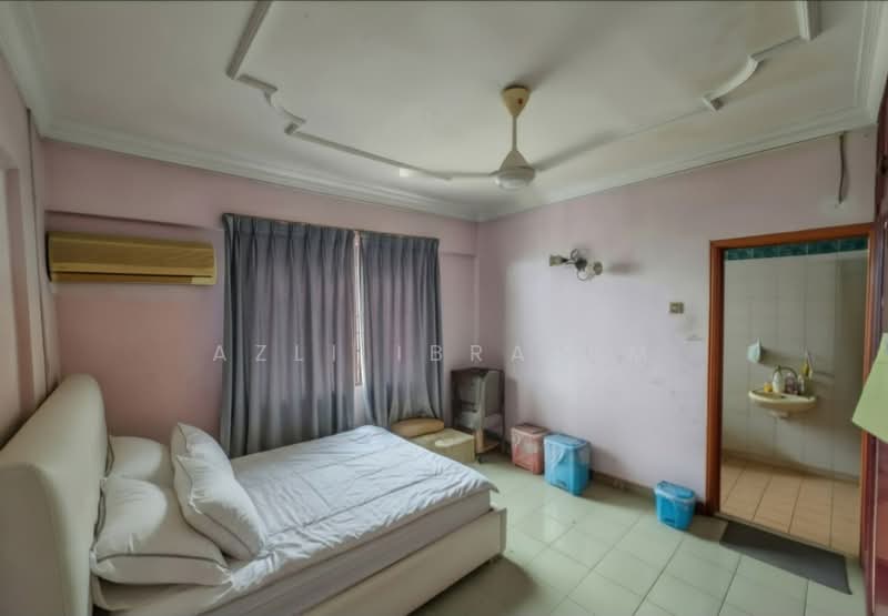 Kondominium untuk Dijual di Seri Mas Condominium - Azli Ibrahim - Bedroom - PropertyGuru.com.my