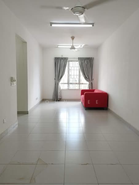 Pangsapuri untuk Dijual di Seri Intan Apartment - John Tee - Living Room - PropertyGuru.com.my