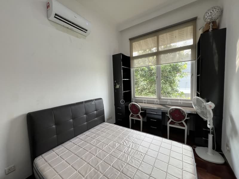 Rumah Berkembar untuk Dijual di Saujana (Selangor) - Edmizi Othman - Bedroom - PropertyGuru.com.my