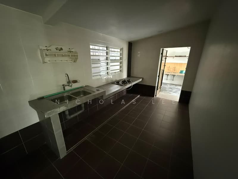 Rumah Berkembar untuk Disewa di Taman Lim (Ipoh) - Nicholas Lee - Kitchen - PropertyGuru.com.my