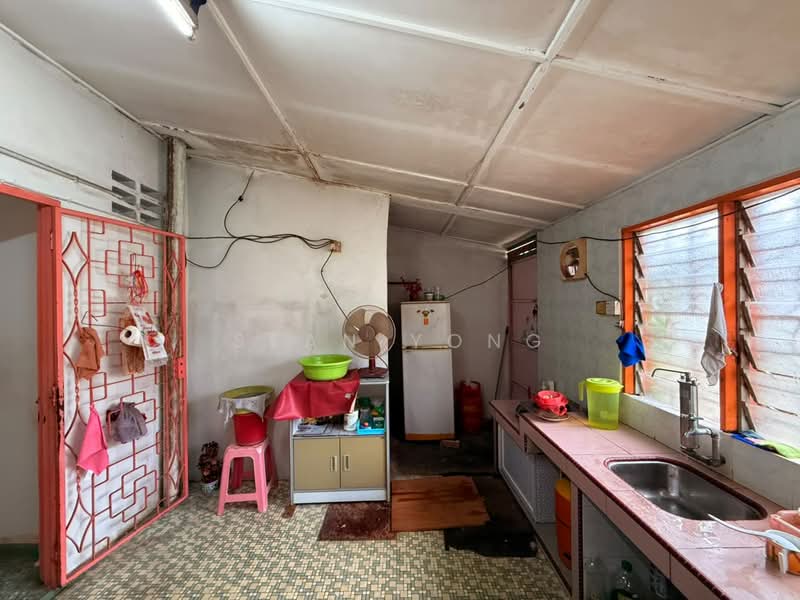 Rumah Teres 1-Tingkat untuk Dijual di Desa Jaya Kepong (Kepong) - Sean Yong - Kitchen - PropertyGuru.com.my