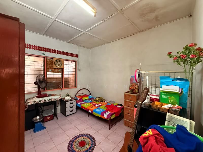 Rumah Teres 1-Tingkat untuk Dijual di Desa Jaya Kepong (Kepong) - Sean Yong - Bedroom - PropertyGuru.com.my