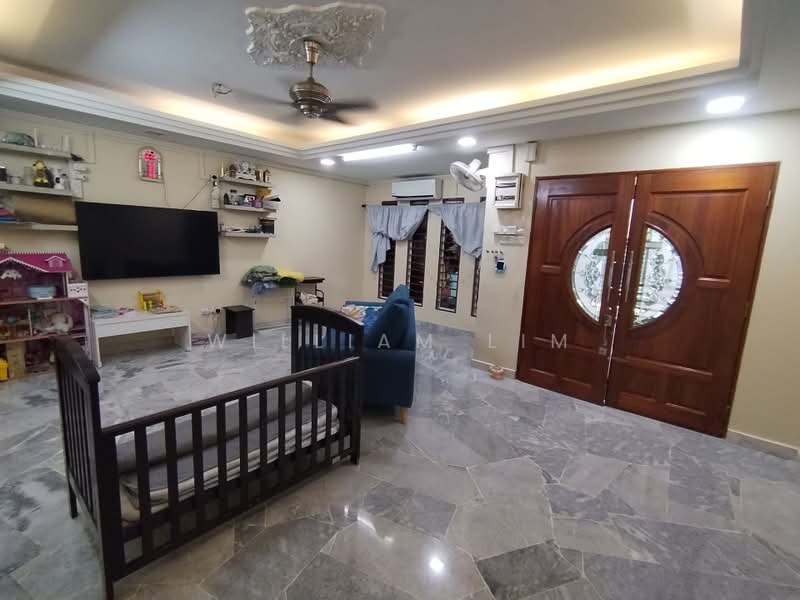 Rumah Teres 2-Tingkat untuk Dijual di Taman Mesra (Shah Alam) - William Lim - Living Room - PropertyGuru.com.my