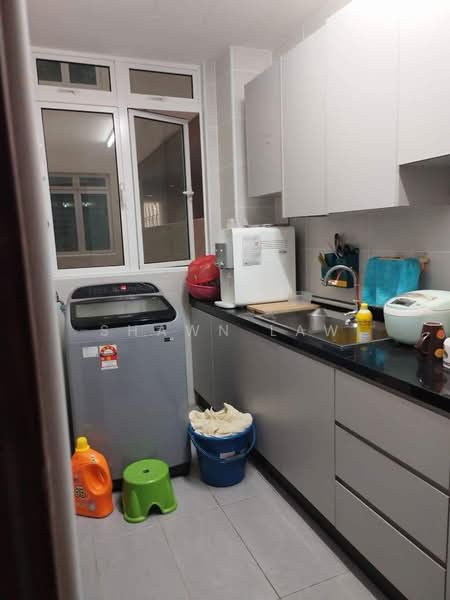 Kediaman Servis untuk Dijual di KSL Residence @ Daya - Shawn Law - Kitchen - PropertyGuru.com.my