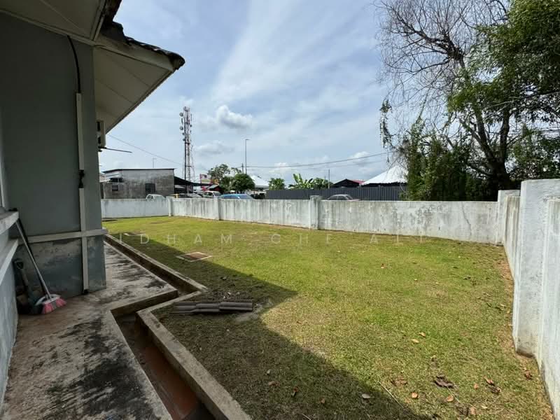 Bungalow House for Sale in Balok (Pahang) - Idham Che'Ali - Exterior - PropertyGuru.com.my