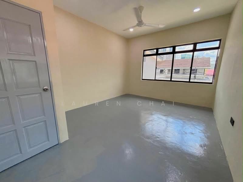 Rumah Berkembar untuk Dijual di Taman Pelangi (Johor Bahru) - Lauren Chai - Interior - PropertyGuru.com.my