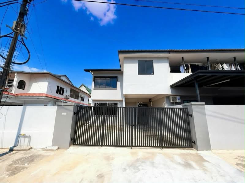 Rumah Berkembar untuk Dijual di Taman Pelangi (Johor Bahru) - Lauren Chai - Exterior - PropertyGuru.com.my