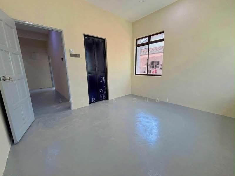 Rumah Berkembar untuk Dijual di Taman Pelangi (Johor Bahru) - Lauren Chai - Interior - PropertyGuru.com.my