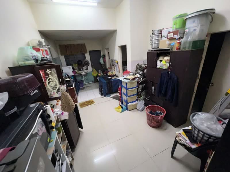 3-storey Terraced House for Sale in One Sierra (Selayang) - Jack Yap - Living Room - PropertyGuru.com.my