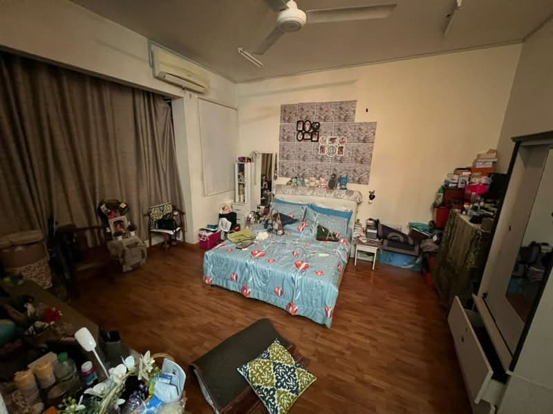 3-storey Terraced House for Sale in One Sierra (Selayang) - Jack Yap - Bedroom - PropertyGuru.com.my