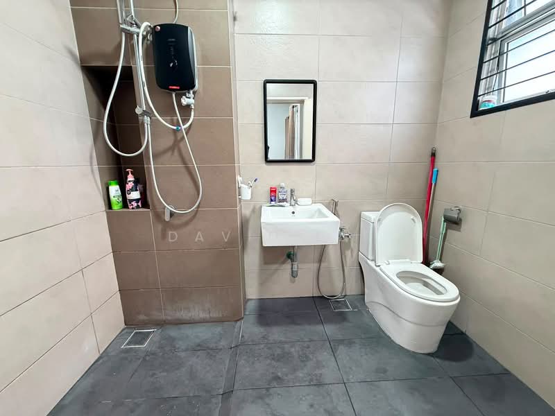 Rumah Teres 2-Tingkat untuk Dijual di Kota Emerald (Rawang) - David Lee - Bathroom - PropertyGuru.com.my
