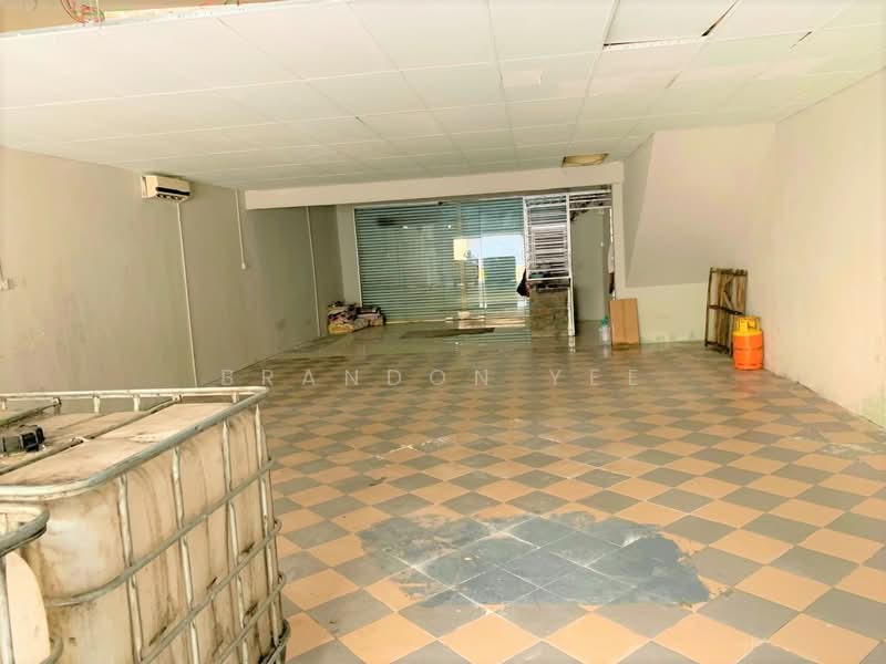 Shop for Sale in Taman Equine (Seri Kembangan) - Brandon Yee - Interior - PropertyGuru.com.my