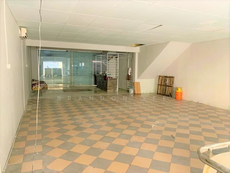 Shop for Sale in Taman Equine (Seri Kembangan) - Brandon Yee - Interior - PropertyGuru.com.my