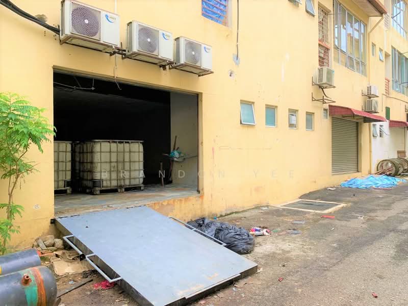 Shop for Sale in Taman Equine (Seri Kembangan) - Brandon Yee - Exterior - PropertyGuru.com.my