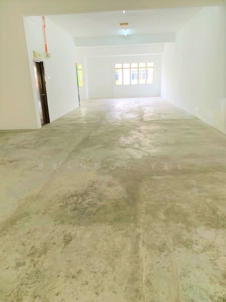 Shop for Sale in Taman Equine (Seri Kembangan) - Brandon Yee - Interior - PropertyGuru.com.my